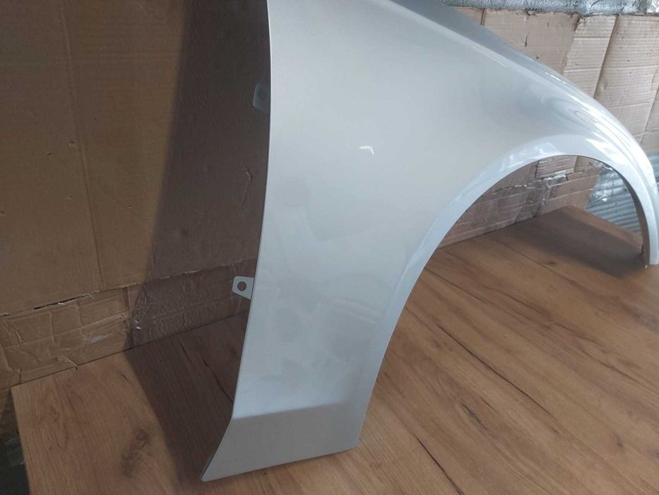 Aripa Fata Dreapta Audi A4 B8.5 An 2011-2015 (LY7W (Gri))