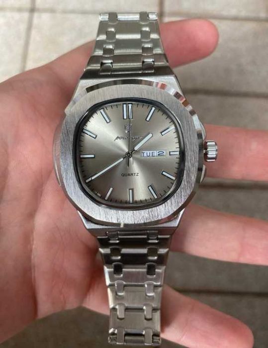 POEDAGAR 853 soati buyurtmaga