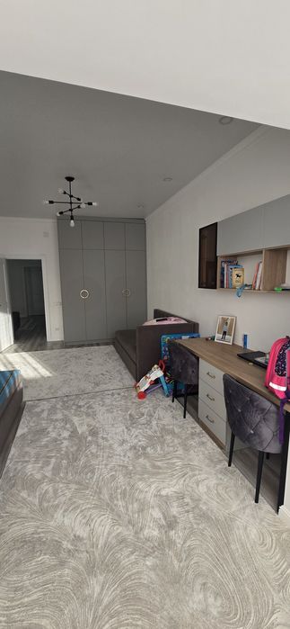 Продам 4-х ком.квартиру