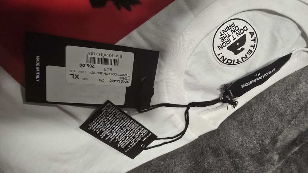 Тениски DSQUARED2 намаление!