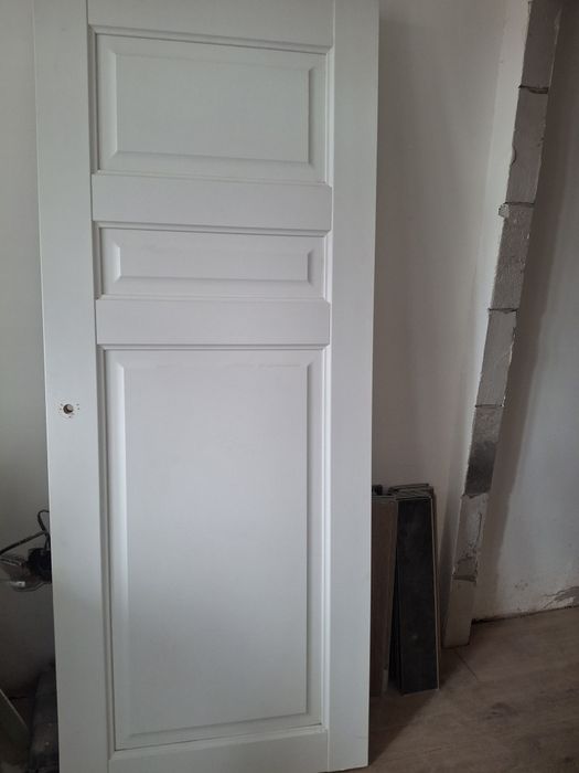 Срочно продаю Дверь