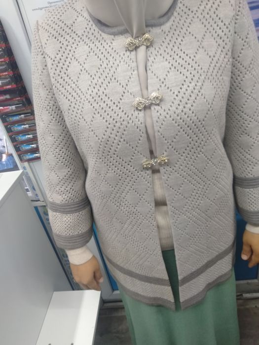 Продам кофту 50 размер 12000тг