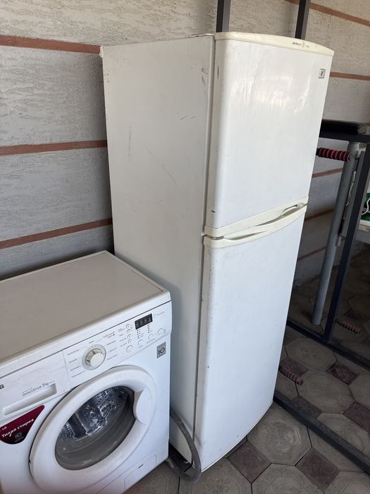 Холодильник lg.