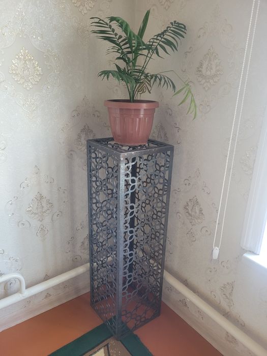 Подставка для цветы