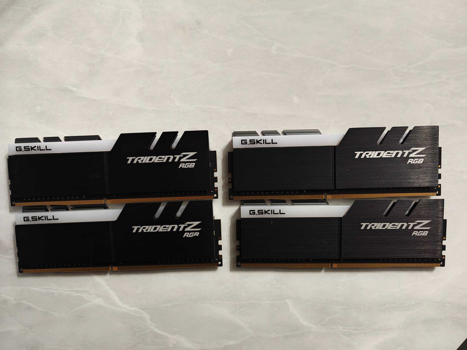 DDR4 RAM – G.SKILL Trident Z RGB + Kingston Fury Renegade 32/64
