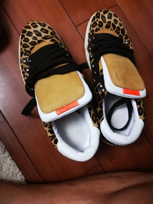 Vand adidași DSQUARED originali