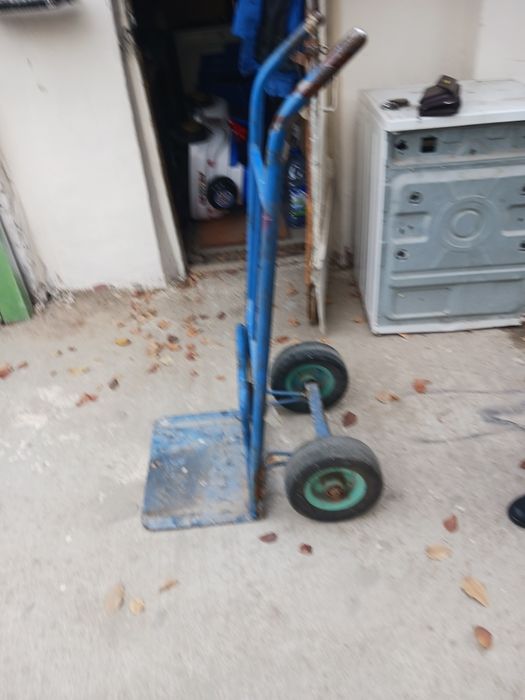 Продам тележку срочна