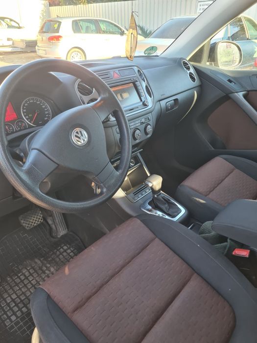 Vând Volkswagen Tiguan 2008 2.0 TDI 140 cp 4x4