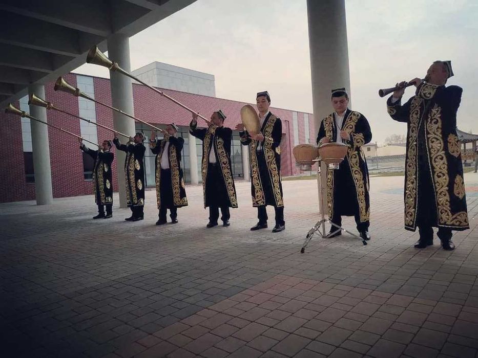 Народный ансамбль карнай и сурнай "Наво".