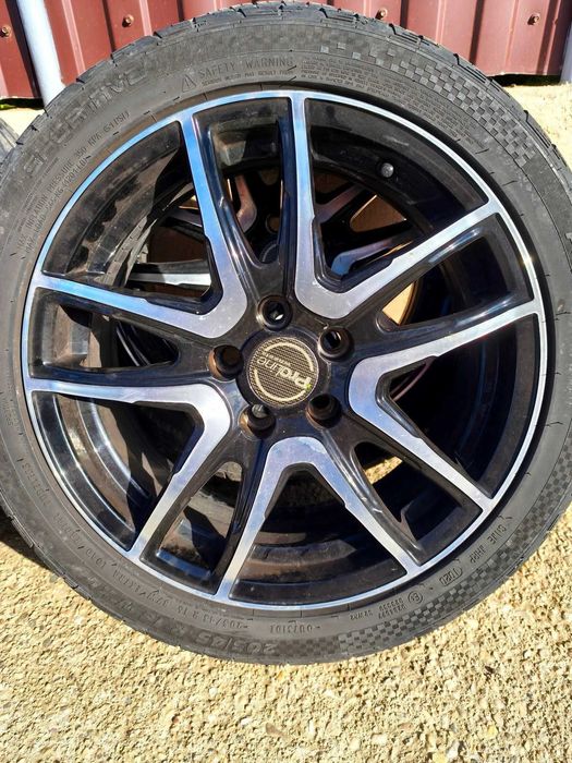 De vanzare  Janta cu cauciug de vara 4-buc 1500Ron 5×100