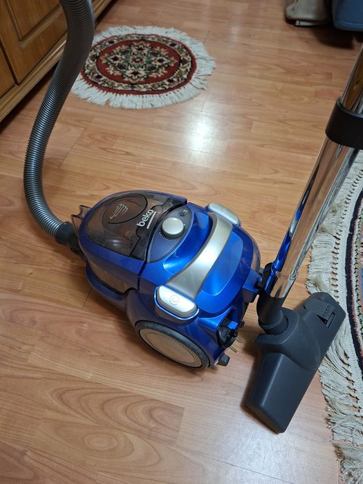 Aspirator Beko fără sac