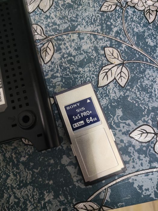 VAND Sony adaptor BC-U1, baterie BP-U30, baterie BP-U60 ,SONY HVL-LBPC și SONY SBAC-US30
