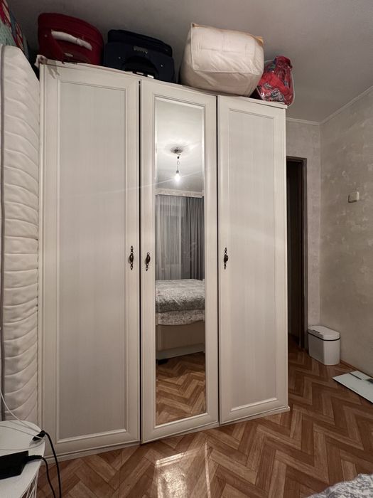 Продам шкаф в любую комнату