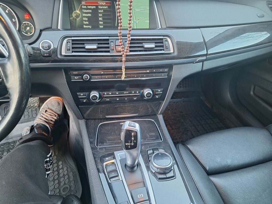 BMW 730 2014 FACE