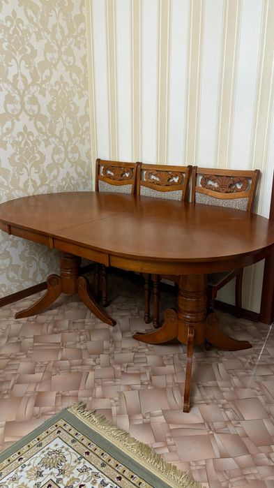 Продается раздвижной стол