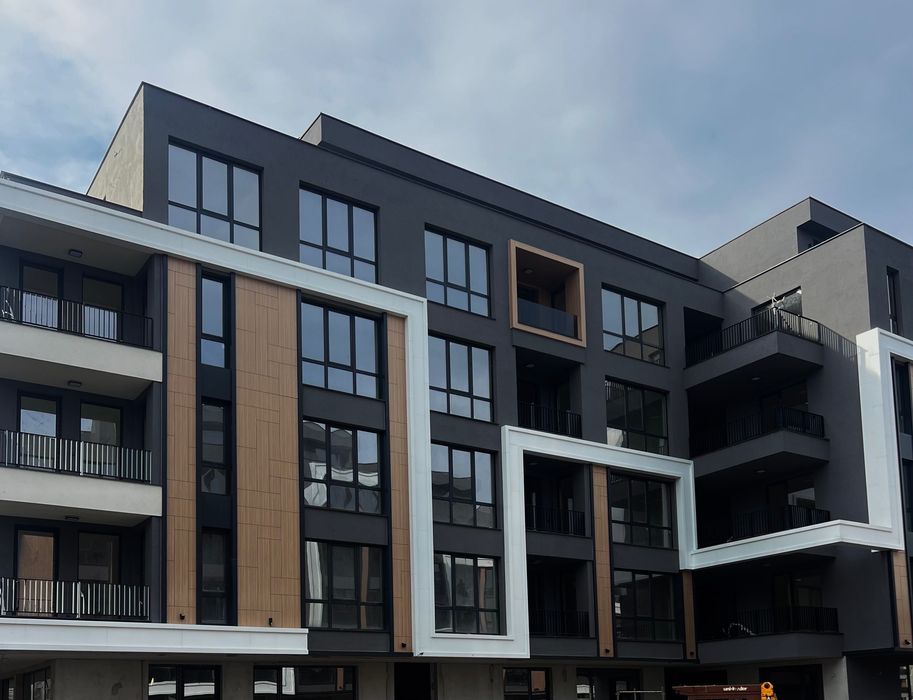 Тристаен  апартамент в Maritza Park