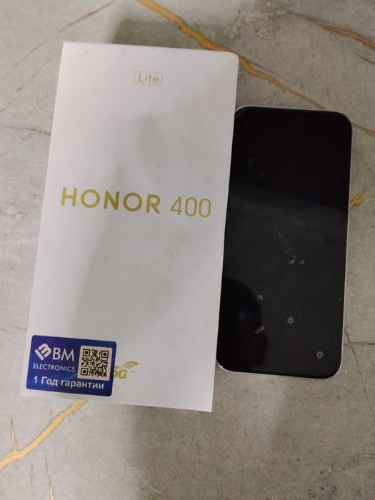 Honor 400 lite telefoni sotladi