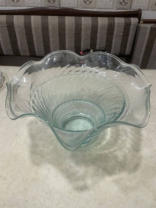 Продается набор из вазочек