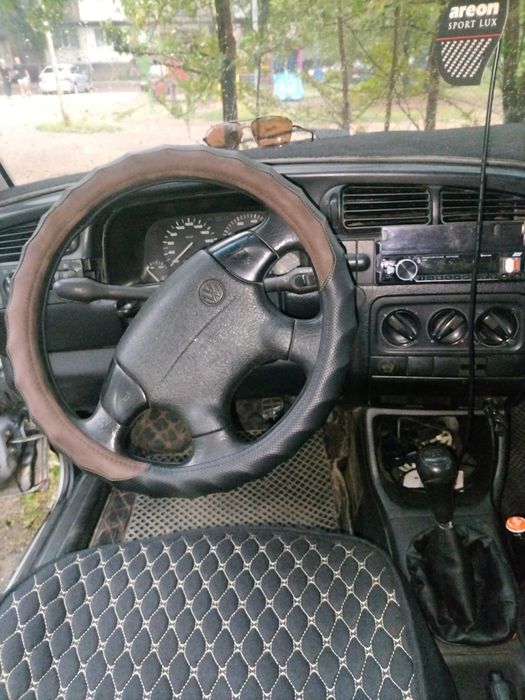 Продаю Фольсваген Венто 2.0Е