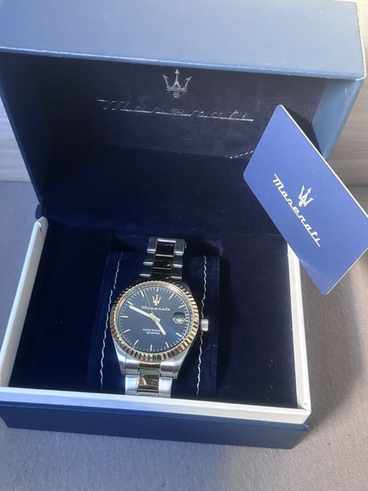 Maserati часовник