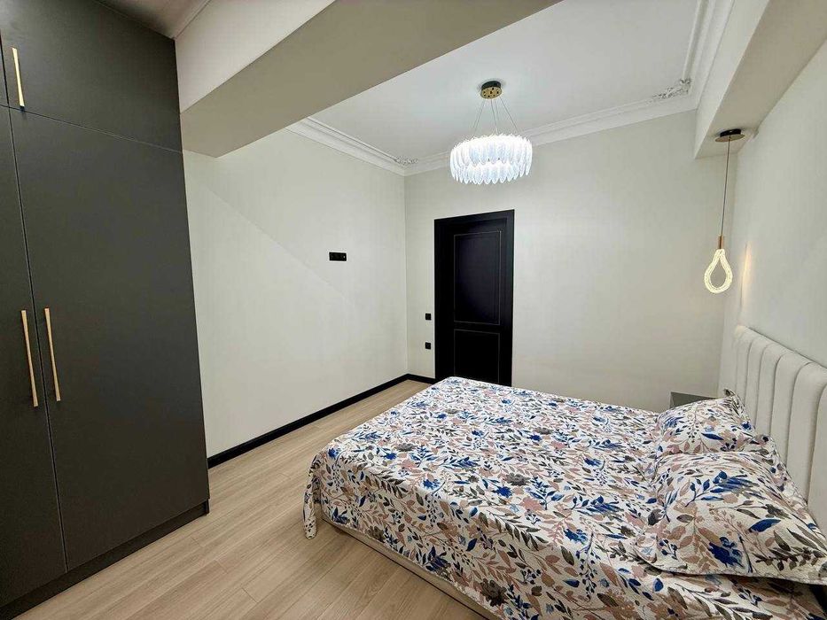 Аренда квартира, метро Дружба, Меджик сити 2\3\9 60м2