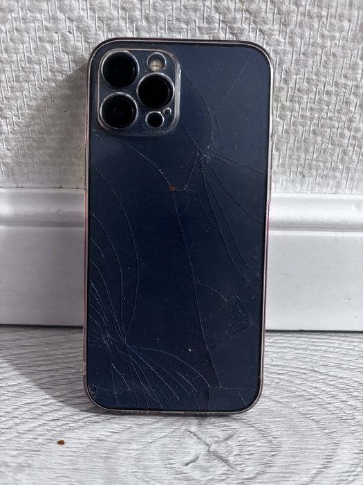 Айфон 12 pro max продаже
