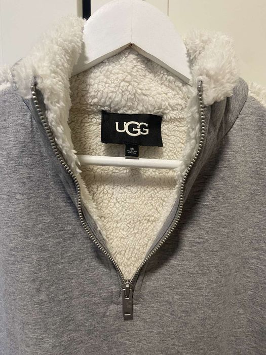 Ватирано Сиво hoody UGG