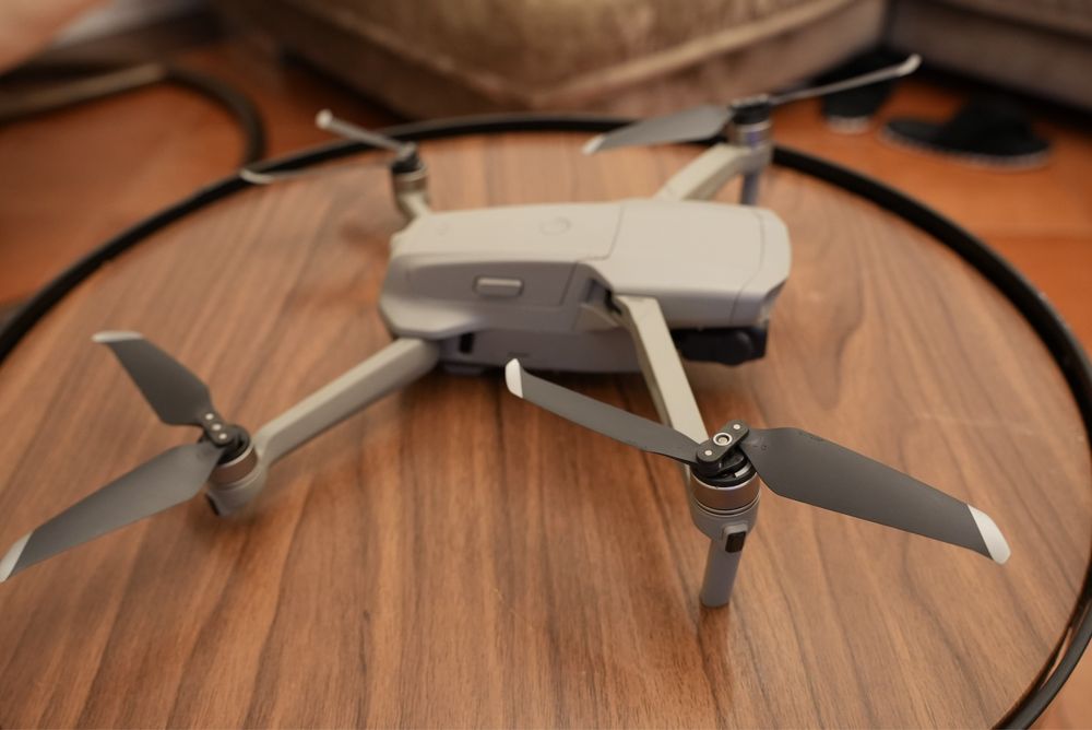 Дрон DJI Mavic Air 2 Fly More Combo
