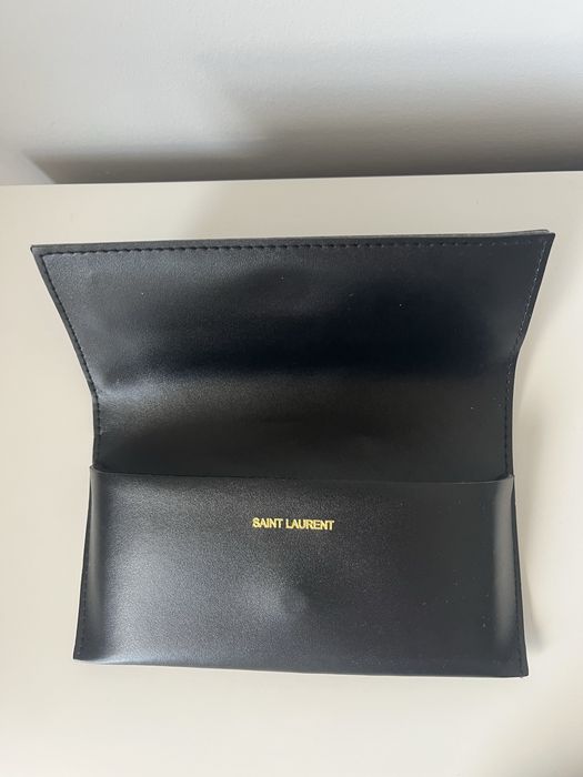 Продам чехол для очков