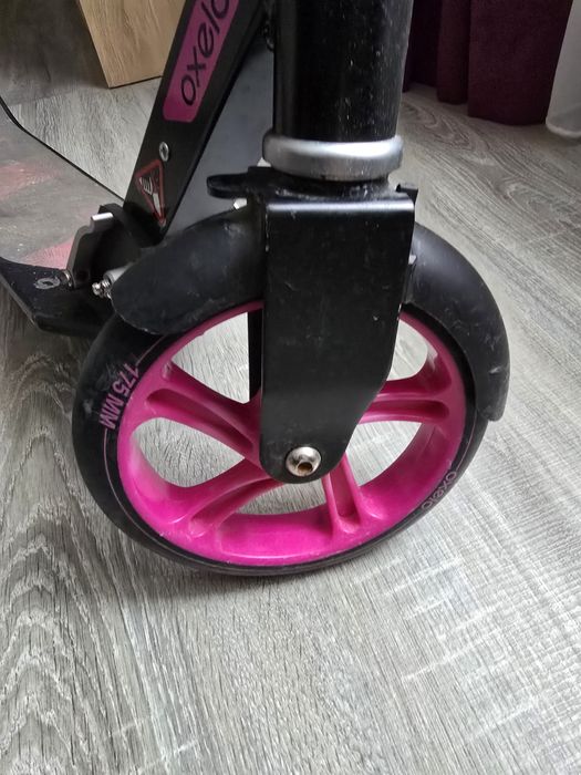 Trotinetă copii pliabilă și cască copii nouă 50-54