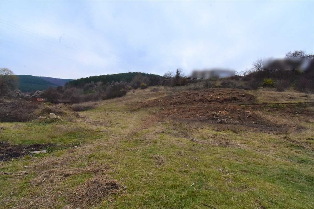 Парцел в гр. Перник, кв. Могиличе, за жилищно строителство