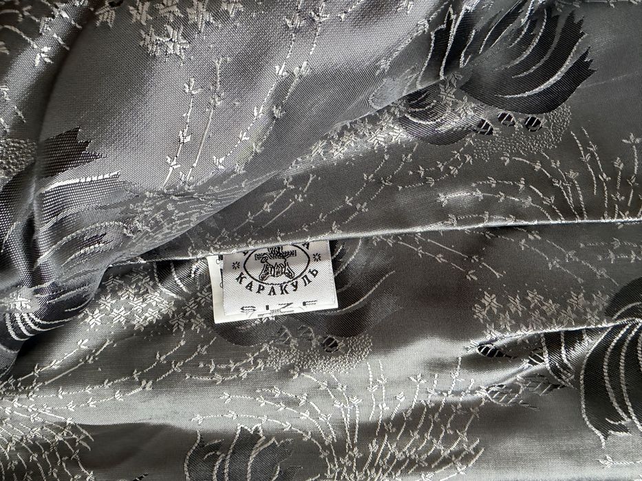 Продам каракуль безрукавку