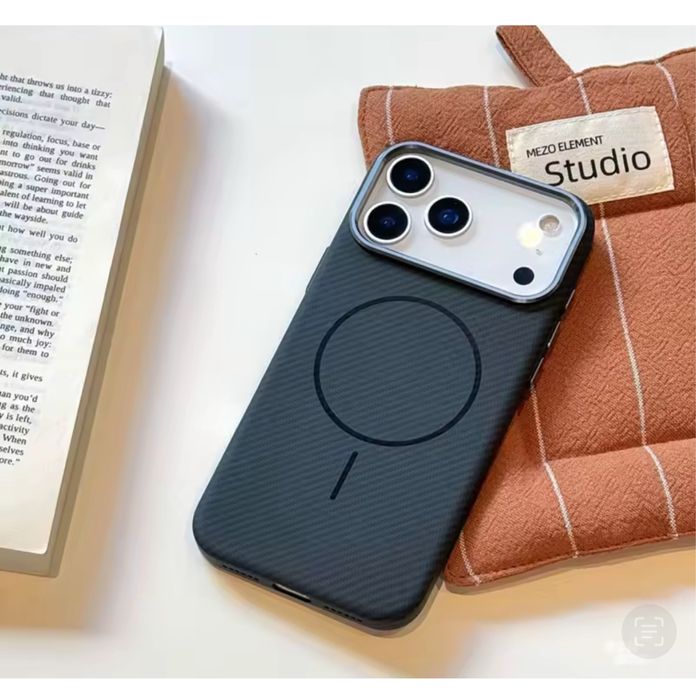 Husa Plastic Cabon Slim 0.2MM Neagra/Portocalie Iphone 17 PRO MAX AIR