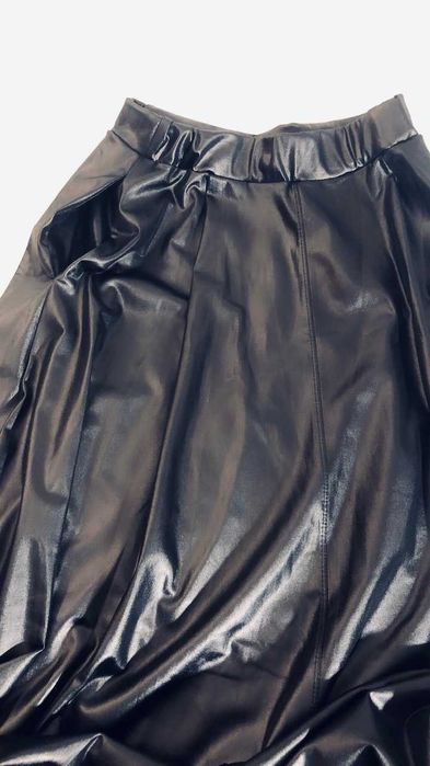 Fusta superba aspect lucios