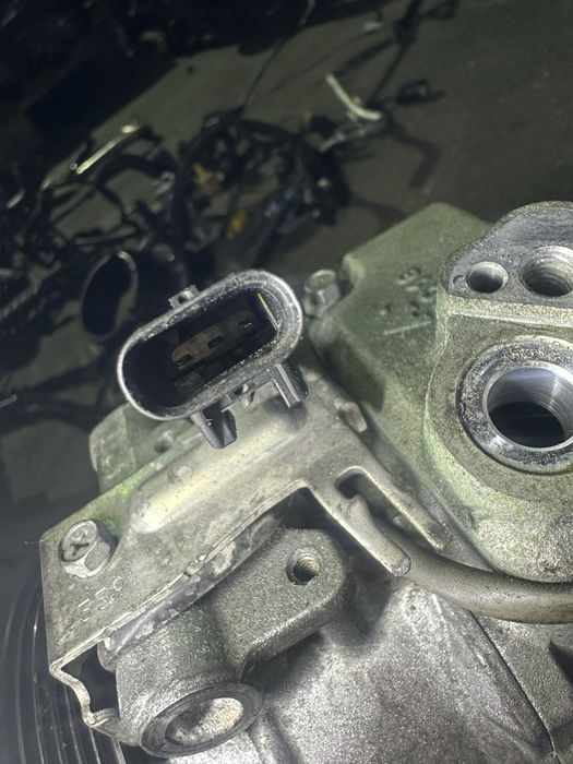 Compresor AC Clima Mercedes GLE w167 Glc w253 E w213 cls w257 c w205 sprinter v class vito 2.0d om654 cod OEM A0008301401