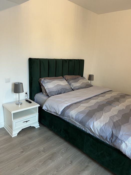 Închiriez apartament zonă centrală