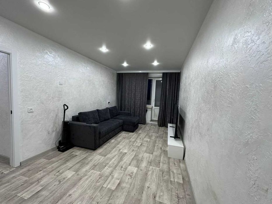 Продается 2-комнатная квартира