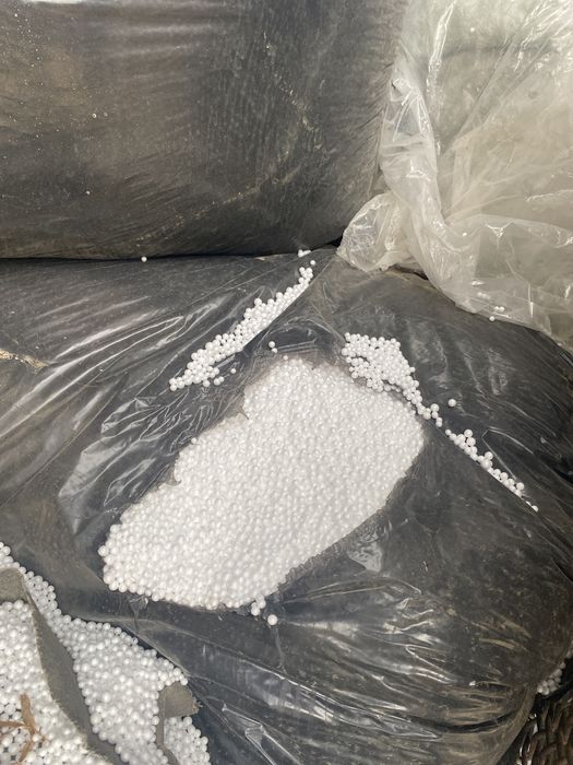 Пенаполистирол вспененный(гранулы)