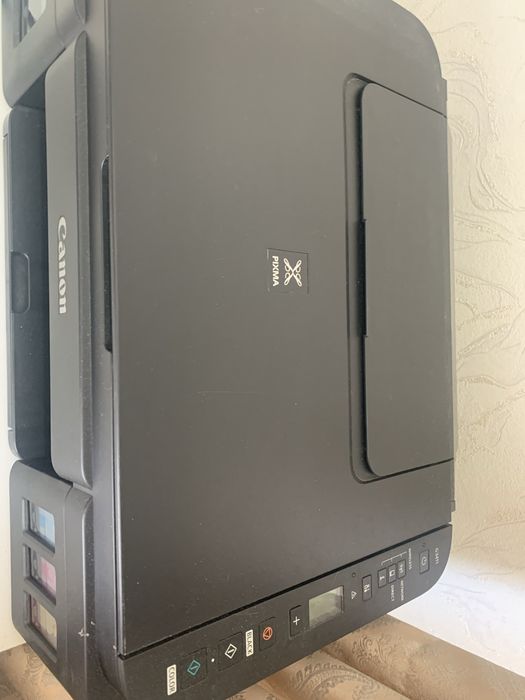 Цветной принтер Canon