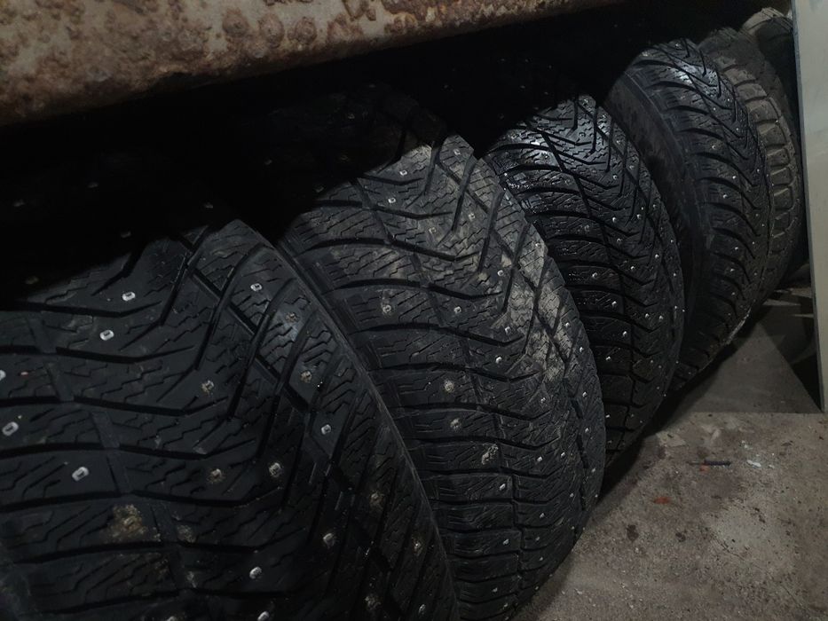 Зимняя резина 235/55/18