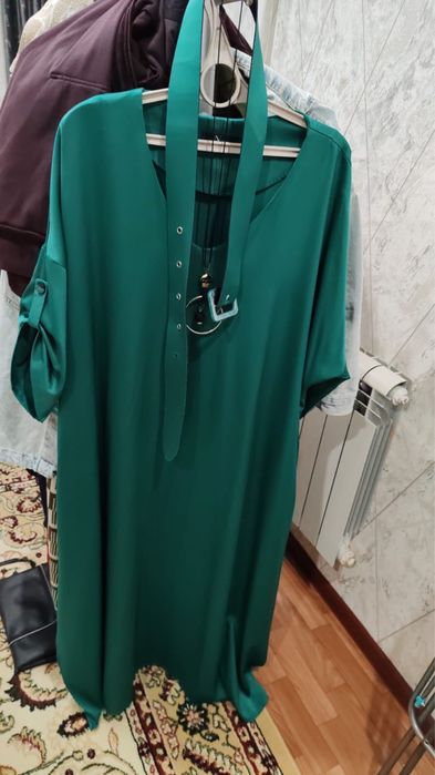 Продам атласное платье