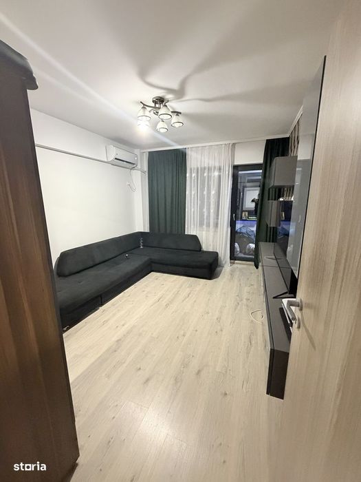 Decomandat, balcon închis, lift, mobilat/utilat,loc parcare