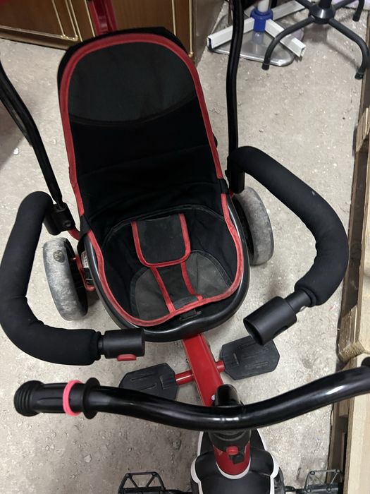 Трёхколёсный велосипед