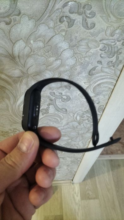 Фитнес браслет "Mi band 6 и 7"