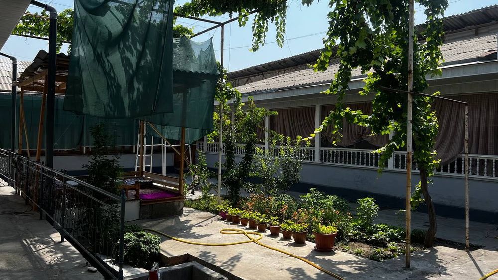 Срочно уй сотилади