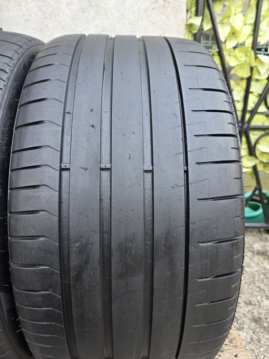 Vând  trei anvelope de vara pirelli  275 35 23 cu 315 30 23  dot 2222