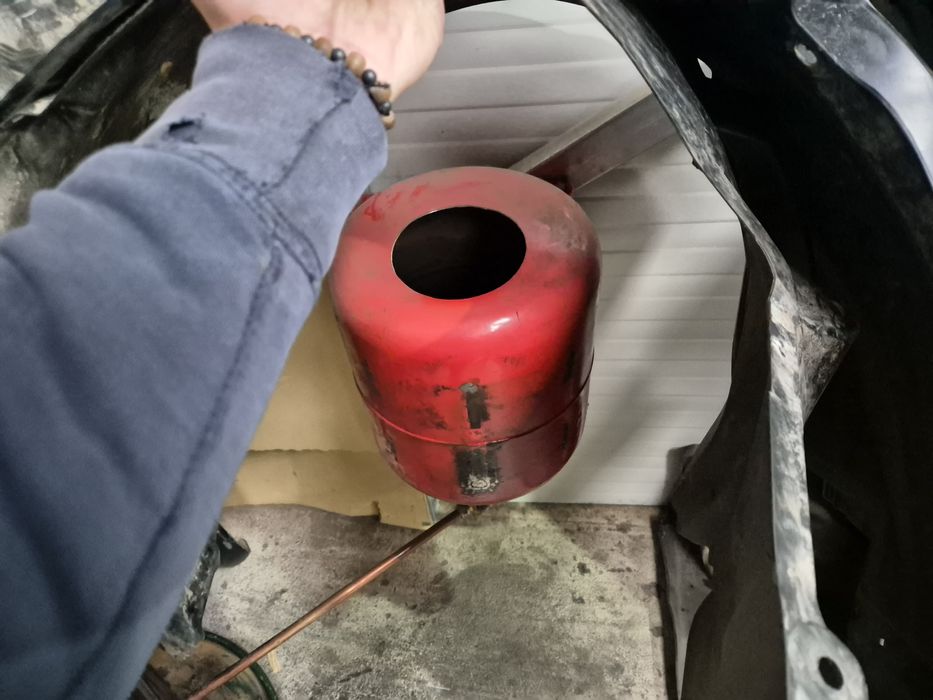 Soba pe Ulei cu vas de expansiune(ideala pt o hala/incapere de 150 m2