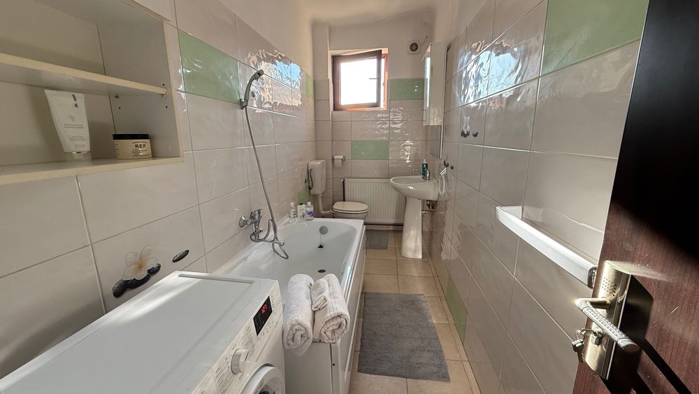 Vanzare Apartament 2 camere decomandat  Ultracentral Primaria Ploiesti