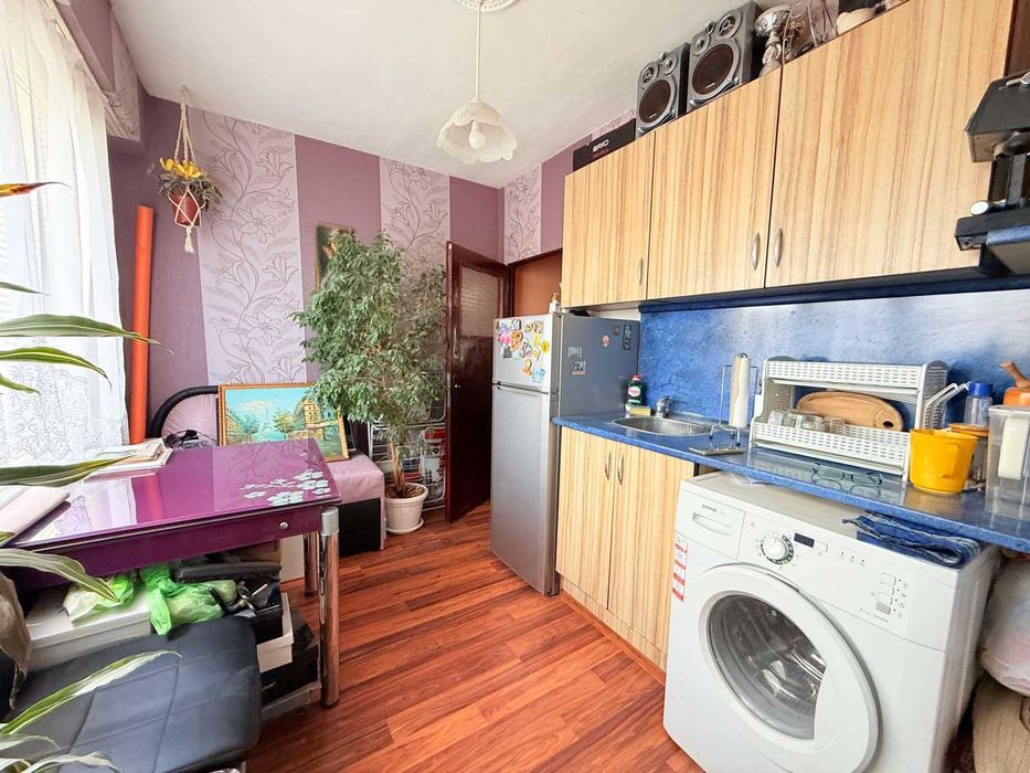 Дава се под наем Едностаен апартамент в Добрич, Балик - 46 кв.м за 204 € - Снимка #3