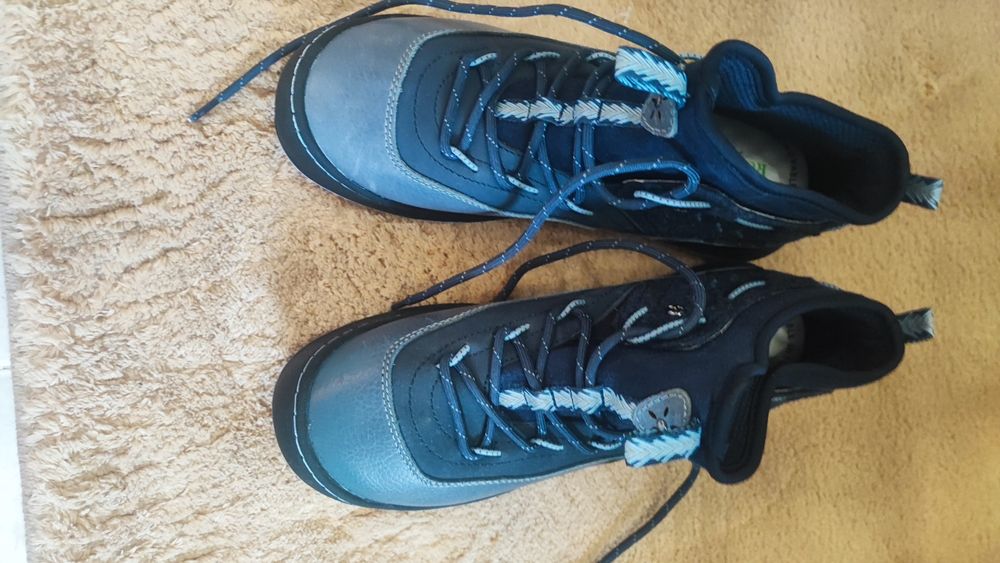 Спорни обувки JAMBU естествена кожа